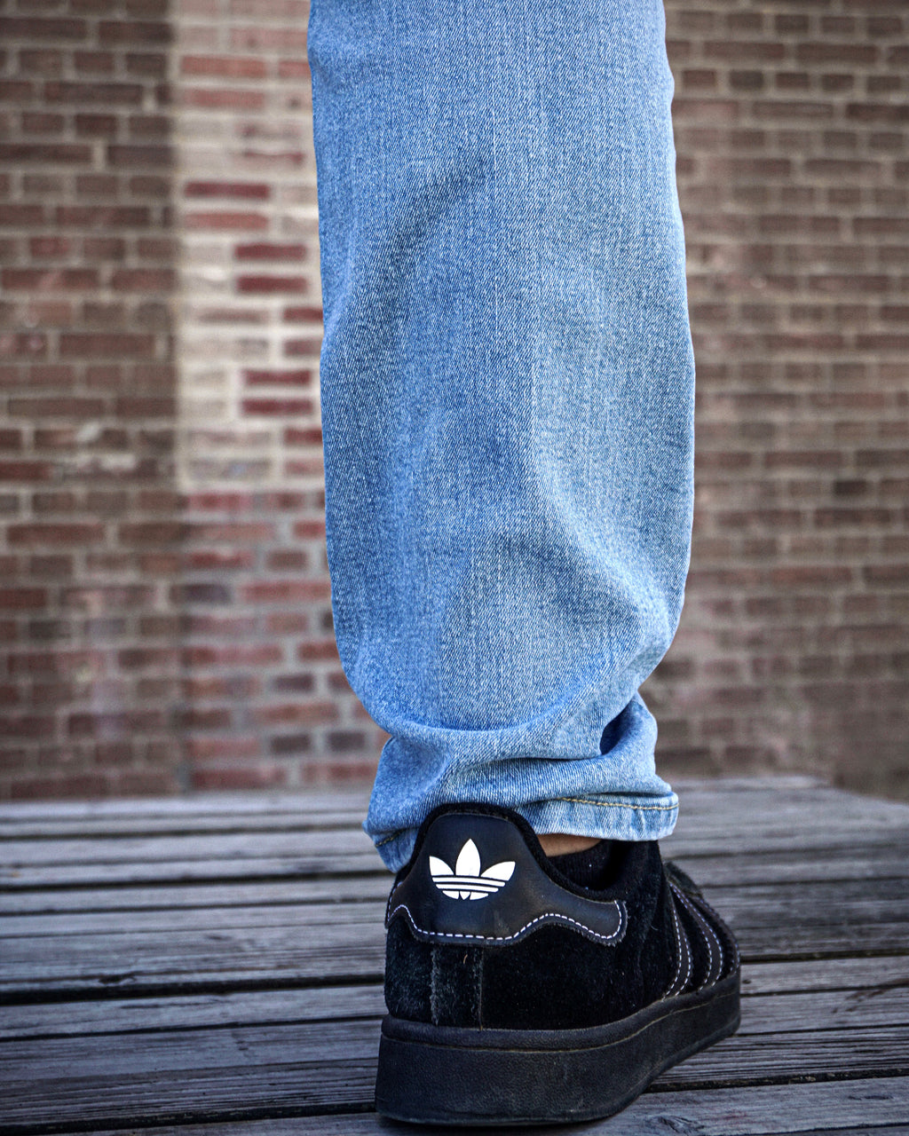 DENIM JEANS