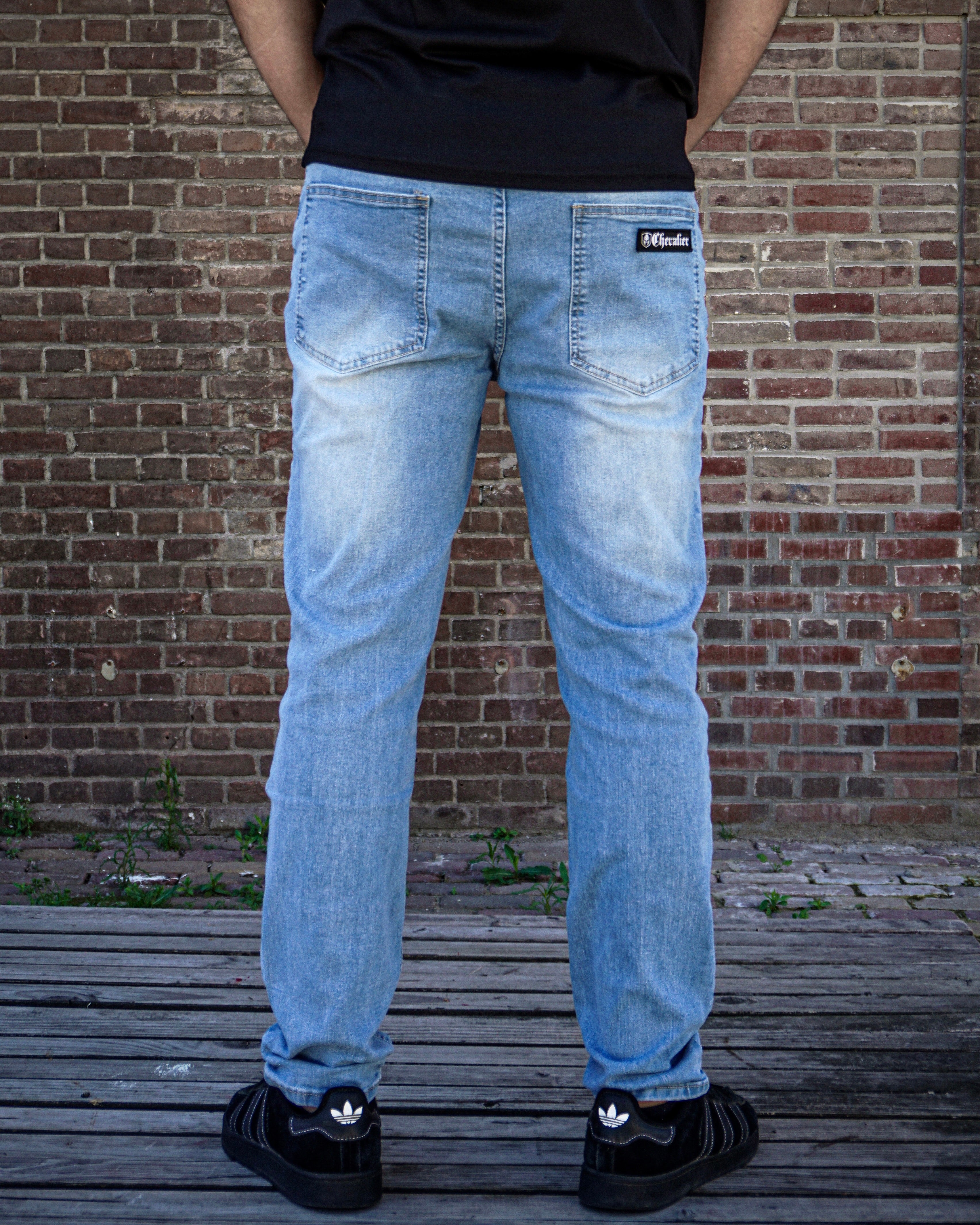 DENIM JEANS