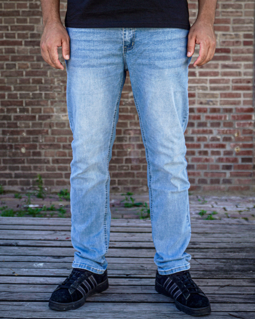 DENIM JEANS