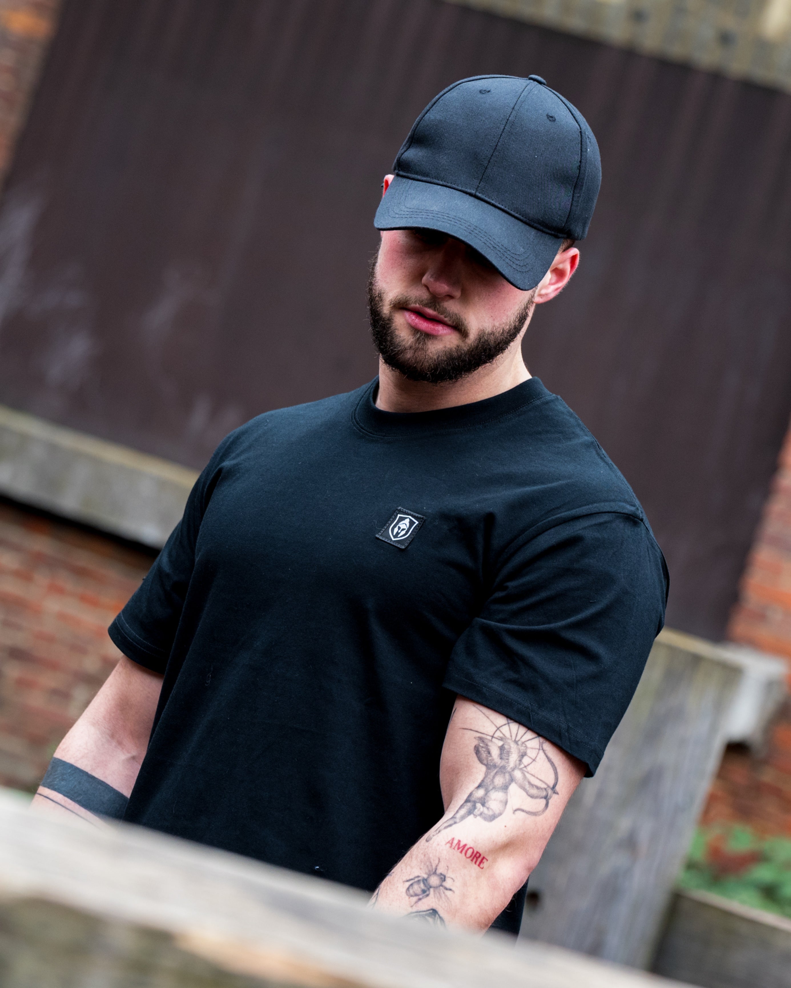 ICON-T-SHIRT