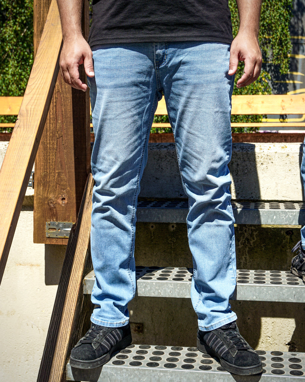 DENIM JEANS
