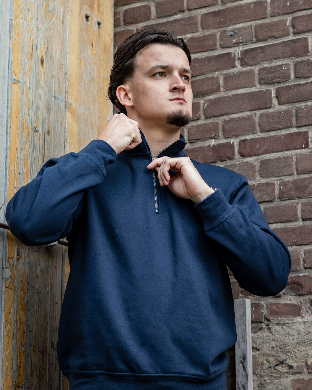 CLASSIC HALF ZIP SWEATER
