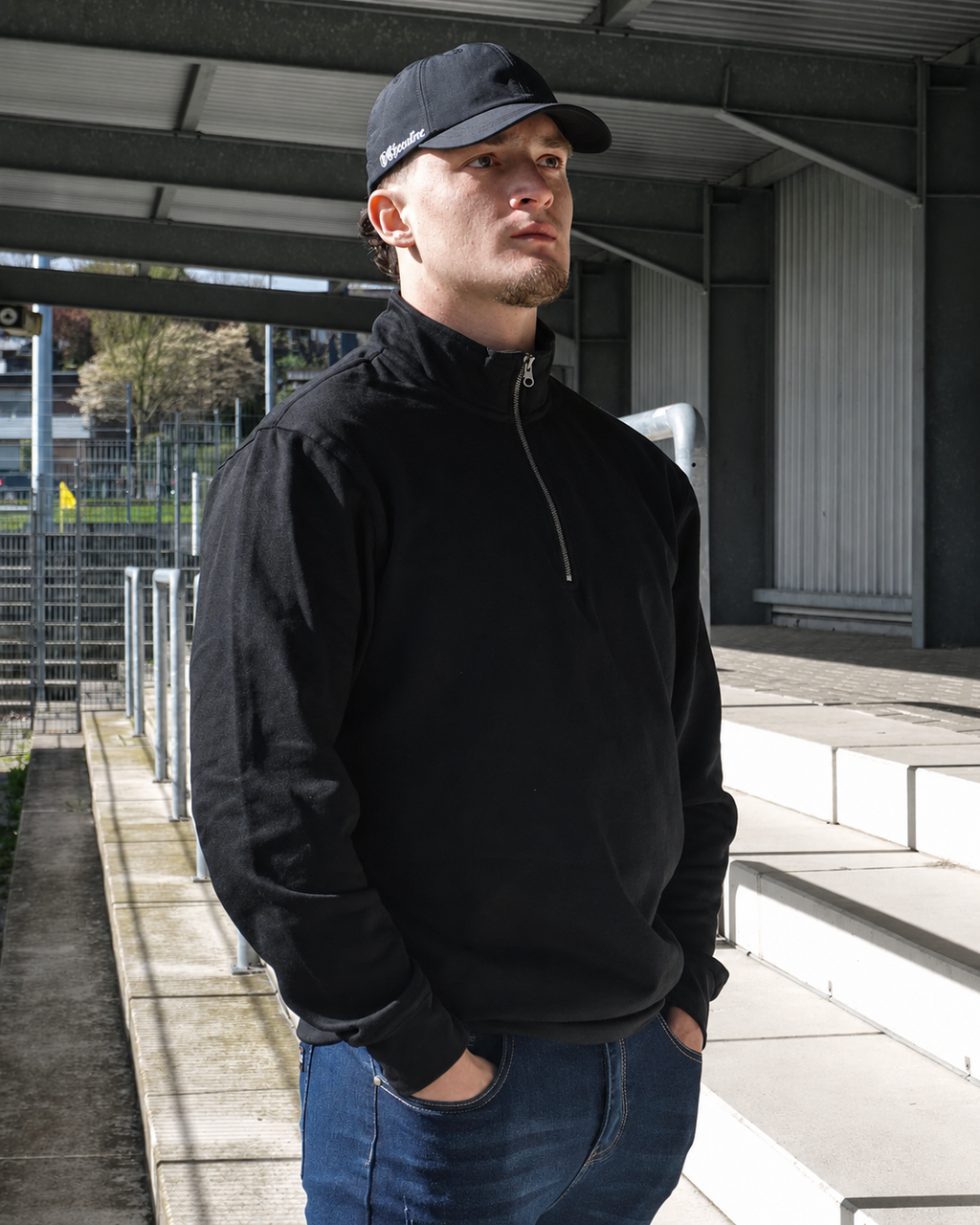 ICON HALF ZIP SWEATER