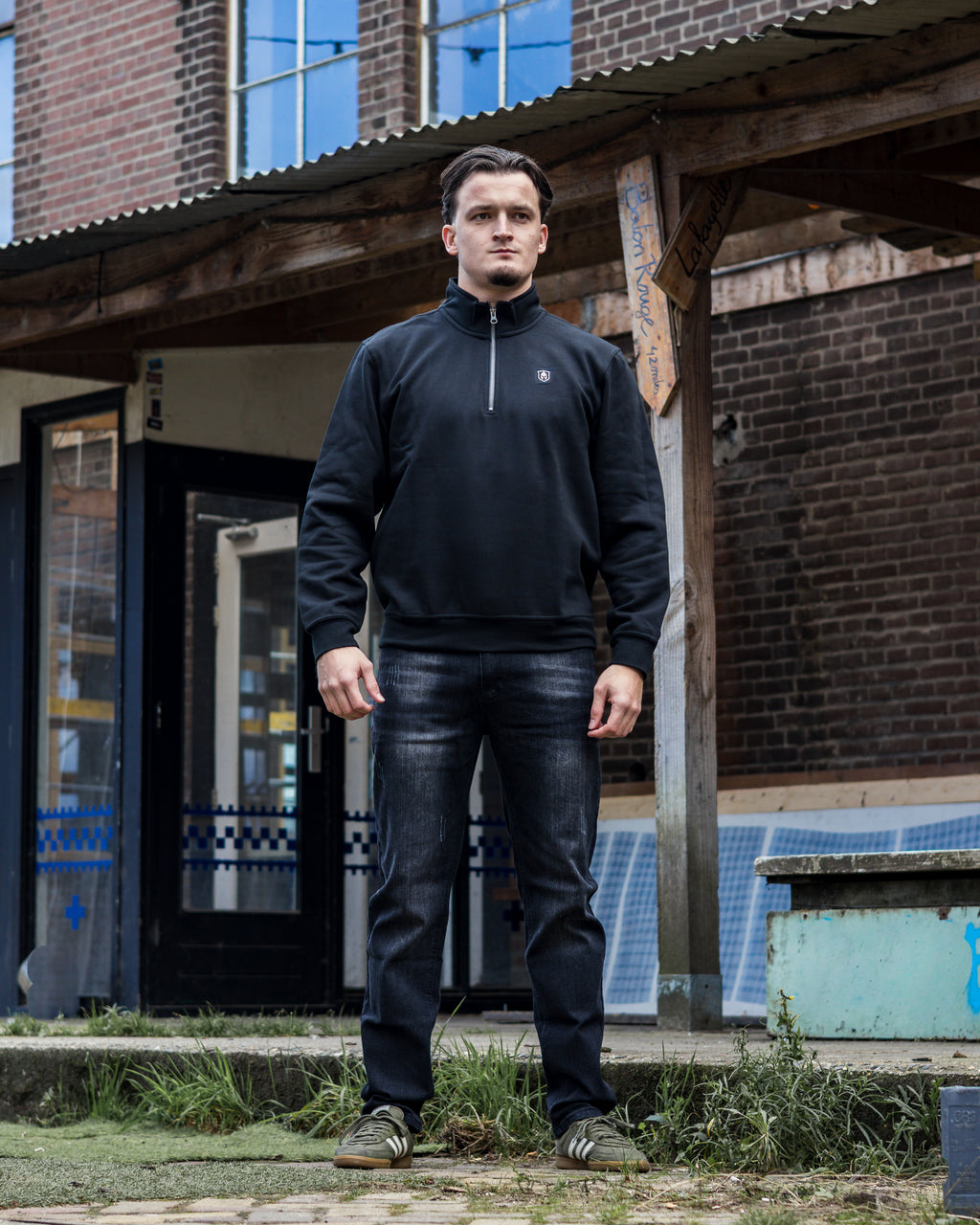 CLASSIC HALF ZIP SWEATER