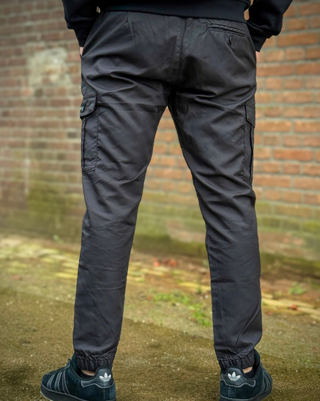 CARGO PANTS
