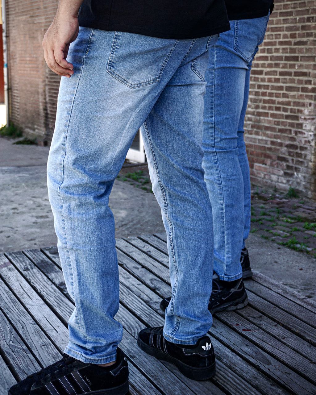 DENIM JEANS
