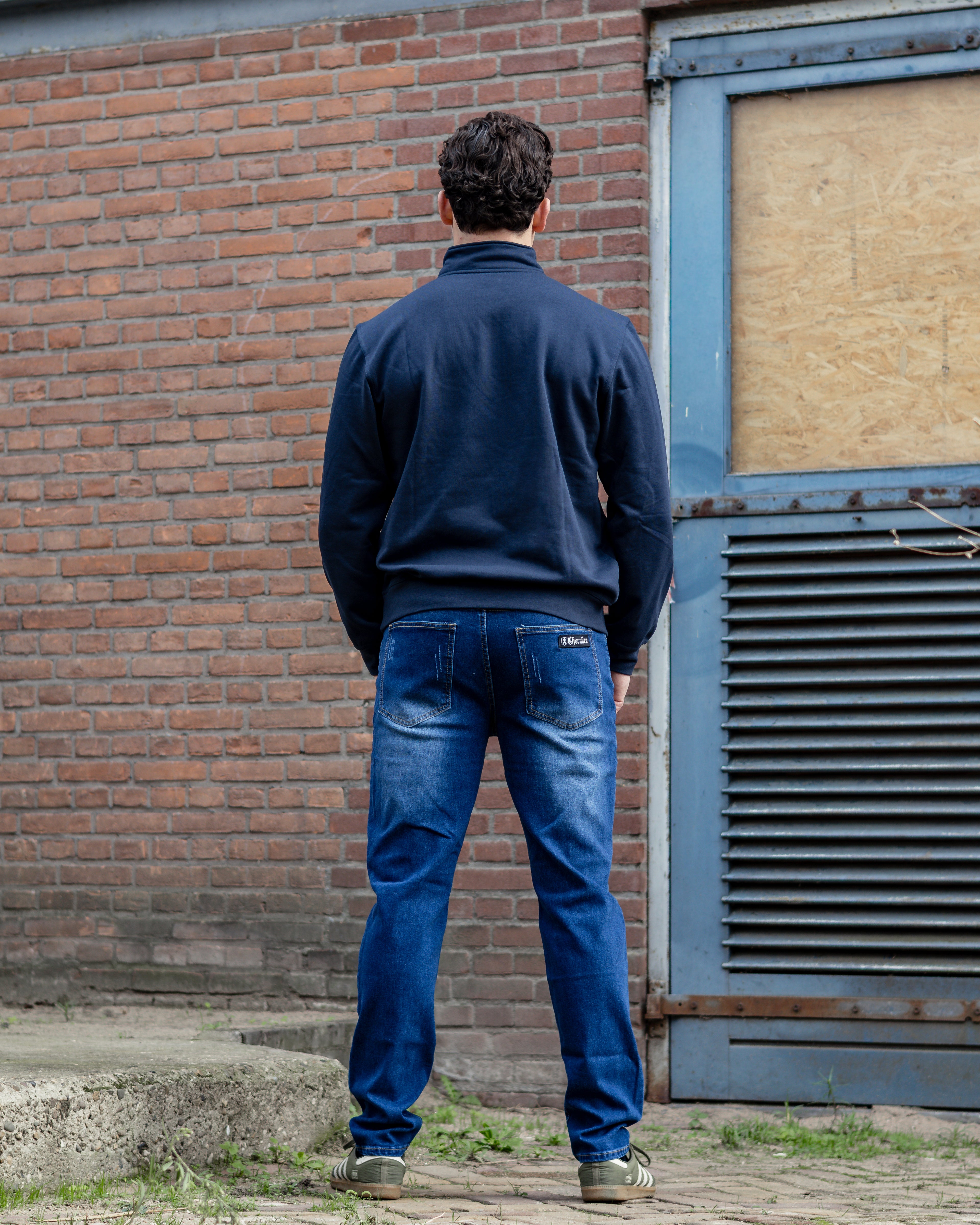 CLASSIC HALF ZIP SWEATER