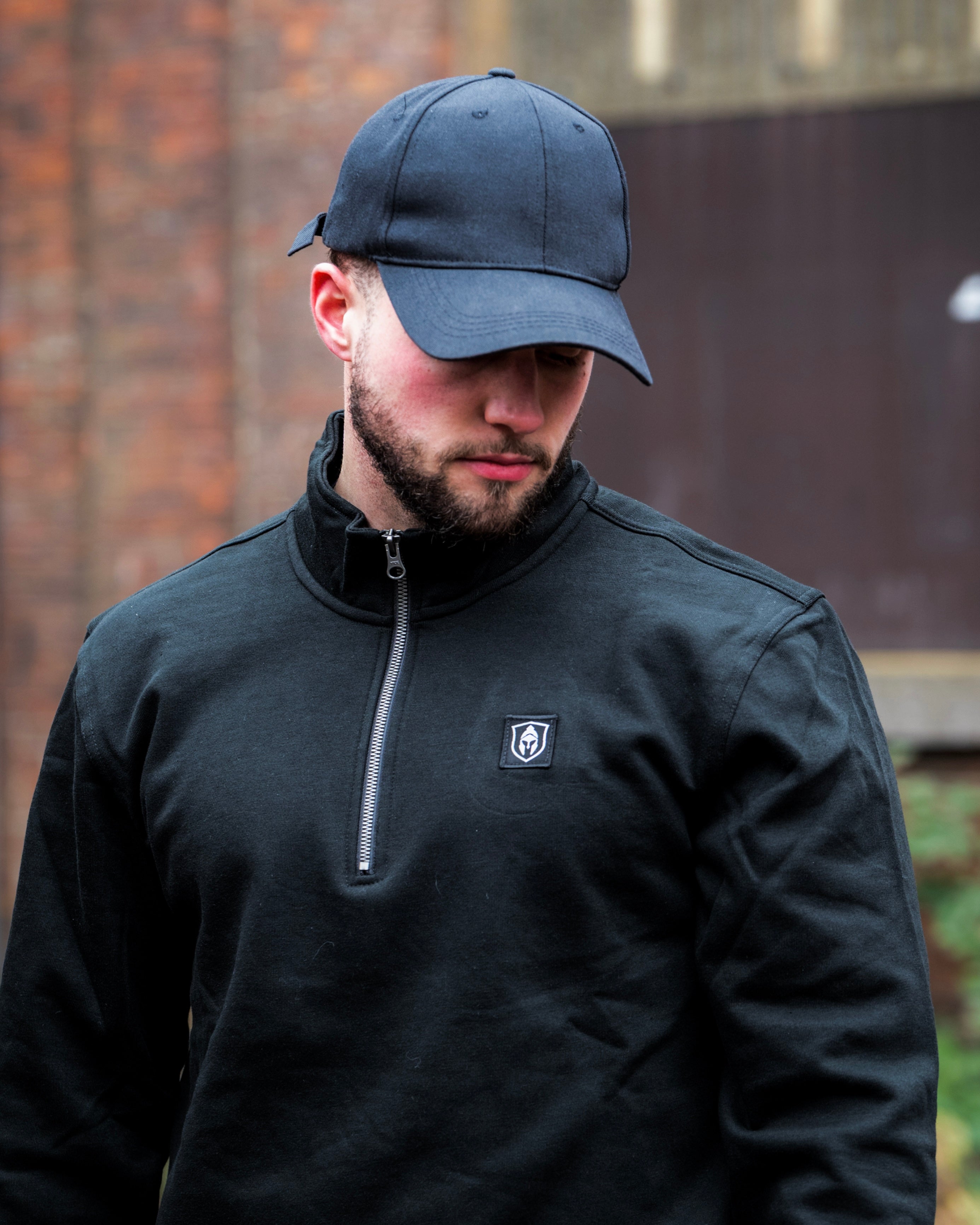 CLASSIC HALF ZIP SWEATER