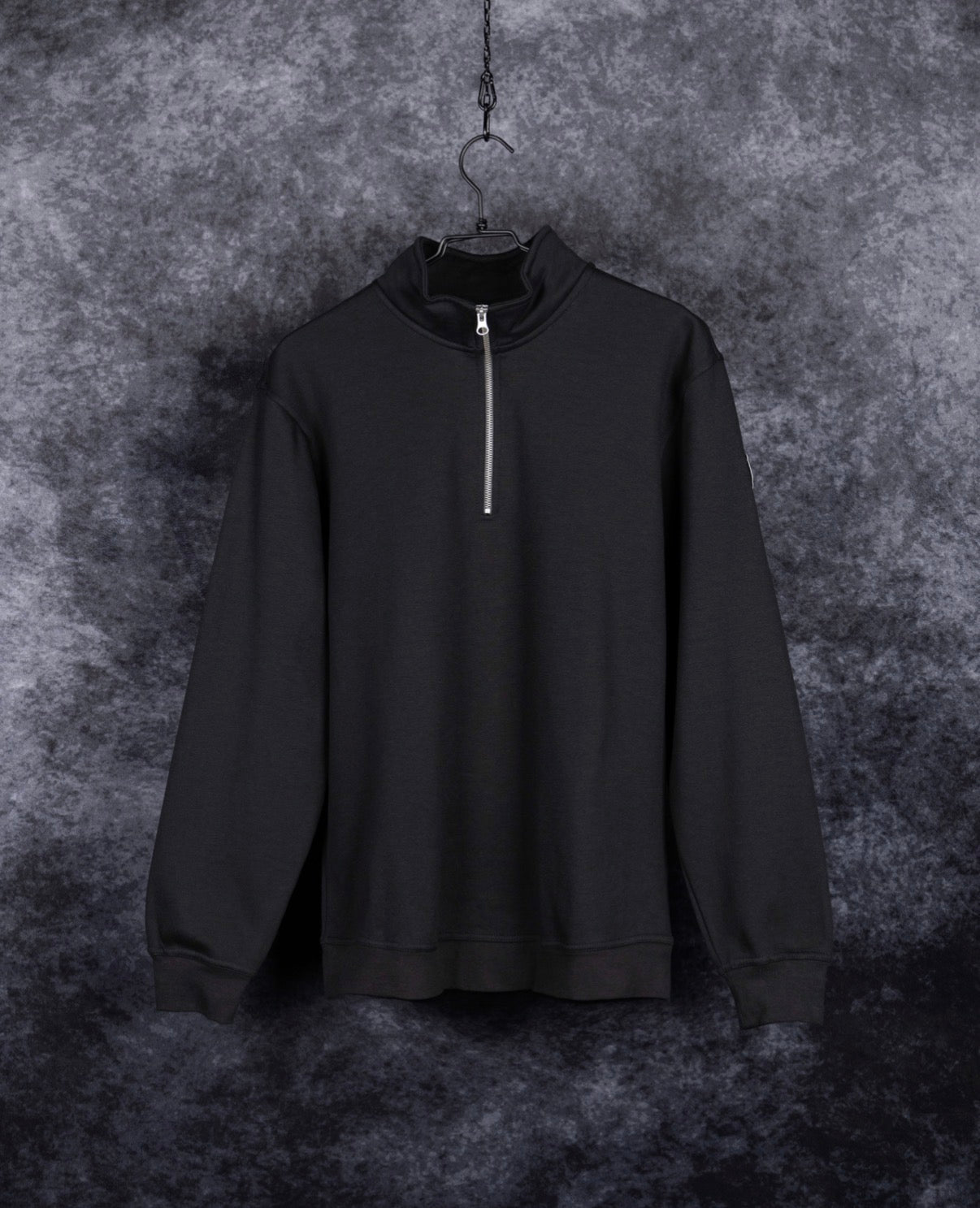 ICON HALF ZIP SWEATER