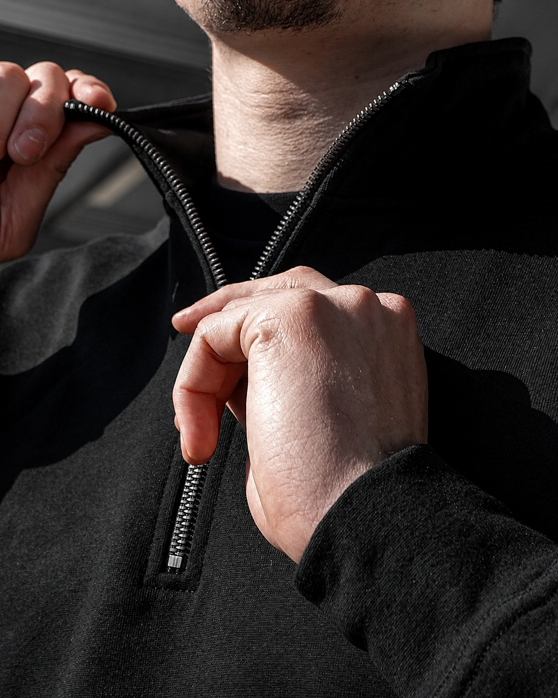 ICON HALF ZIP SWEATER